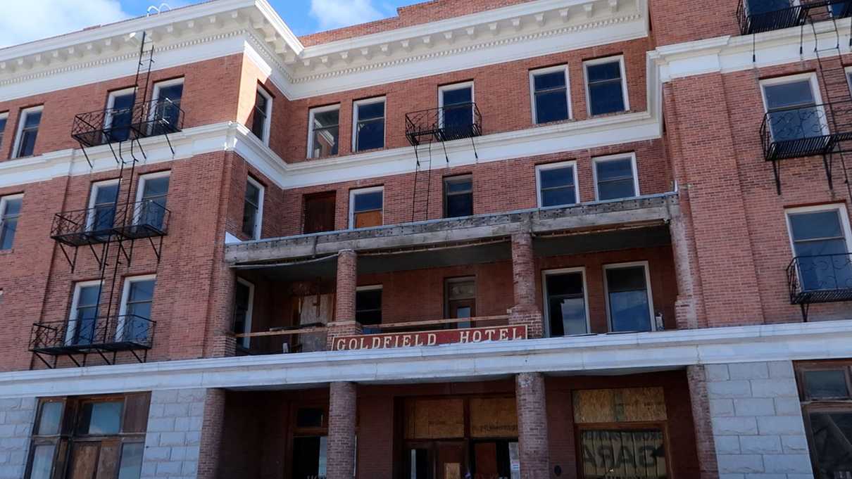 Streetside view of the historic Goldfield Hotel