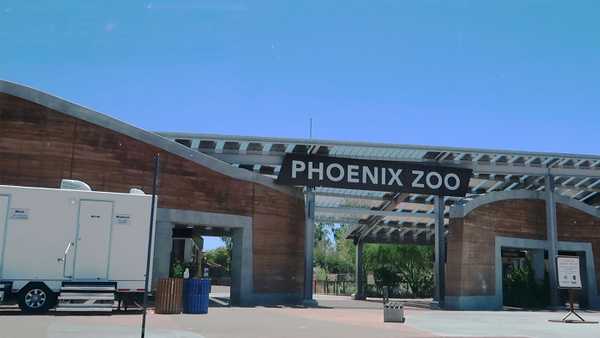 Entrance to the Phoenix Zoo