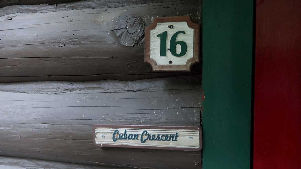 Cabin 16, the Cuban Crescent at the Butterfly Garden Inn